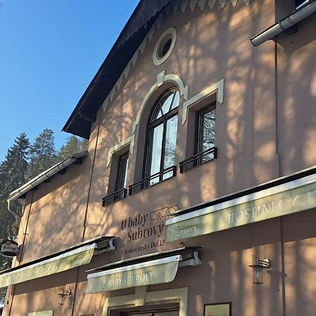 Penzion A Restaurace U Baby Subrovy Hotel Kokorin Eksteriør billede