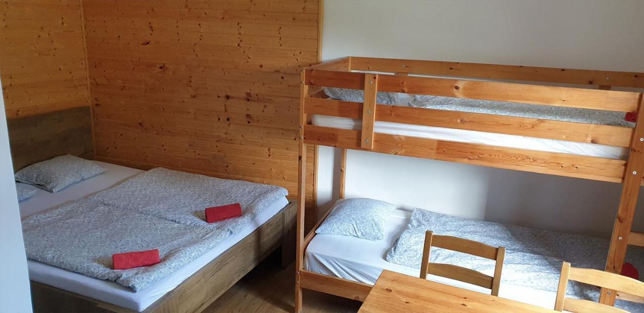 Penzion A Restaurace U Baby Subrovy Hotel Kokorin Eksteriør billede