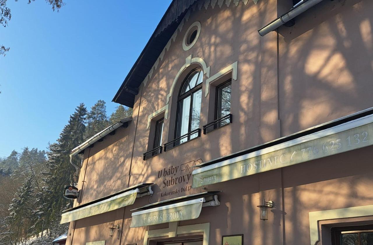 Penzion A Restaurace U Baby Subrovy Hotel Kokorin Eksteriør billede